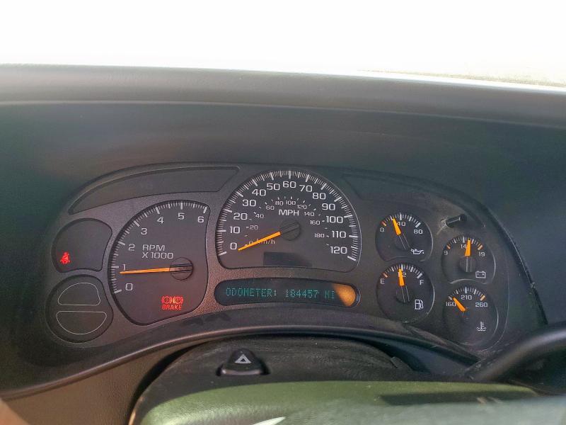Photo 9 from auction – 2005 CHEVROLET SILVERADO with VIN 2GCEK13T551300947