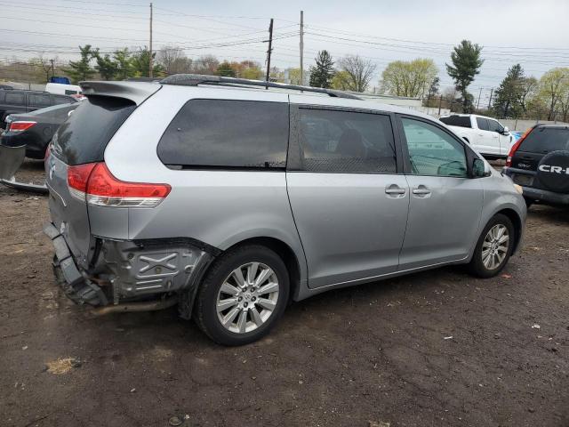 Photo 3 from auction – 2011 TOYOTA SIENNA LE with VIN 5TDJK3DC0BS006207