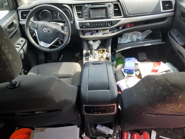 Photo 8 from auction – 2018 TOYOTA HIGHLANDER with VIN 5TDBZRFH3JS491971