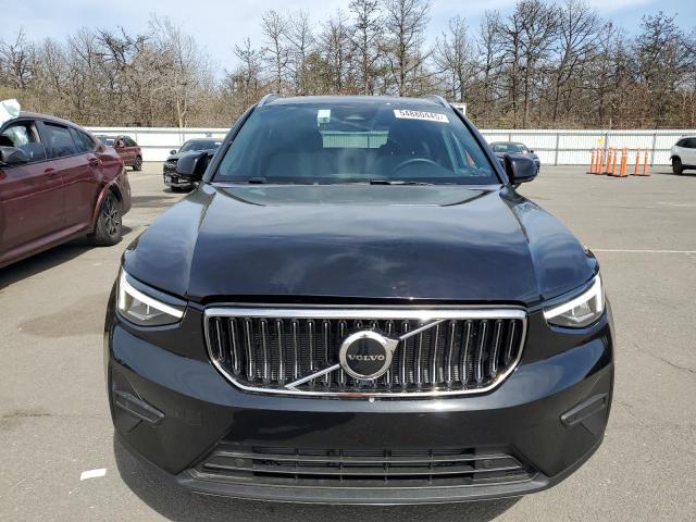 Photo 5 from auction – 2025 VOLVO XC40 CORE with VIN YV4L12UJ4S2467838