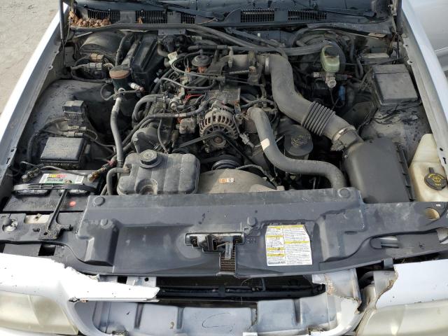 Photo 11 from auction – 2000 FORD CROWN VICT with VIN 2FAFP71W5YX167880