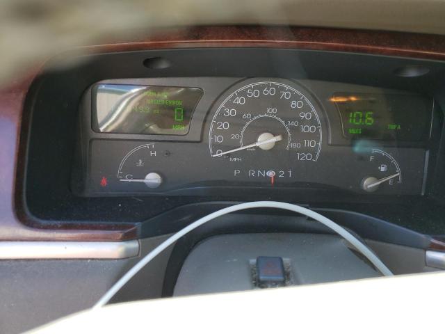Photo 9 from auction – 2004 LINCOLN TOWN CAR E with VIN 1LNHM81W04Y651382