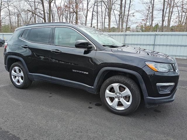 Снимка 4 от търг – 2019 JEEP COMPASS LA с VIN 3C4NJDBB7KT670515
