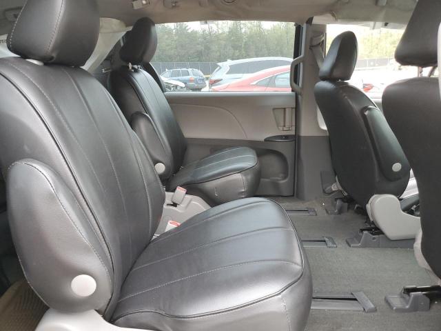 Photo 11 from auction – 2017 TOYOTA SIENNA with VIN 5TDZZ3DC1HS786239