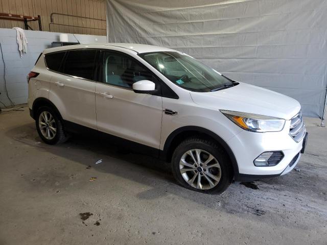Photo 4 from auction – 2017 FORD ESCAPE SE with VIN 1FMCU9GD5HUC57492