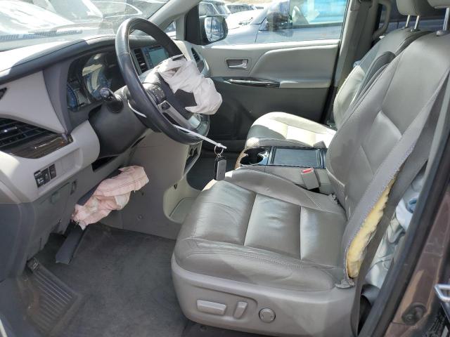 Photo 7 from auction – 2018 TOYOTA SIENNA XLE with VIN 5TDDZ3DC7JS193517