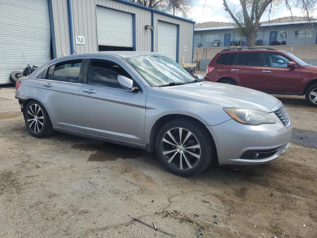 Photo 4 from auction – 2013 CHRYSLER 200 with VIN 1C3CCBBB7DN629833