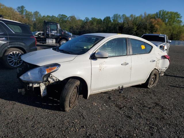 NISSAN VERSA S 2016 with VIN 3N1CN7AP7GL885381 - Photo from auction