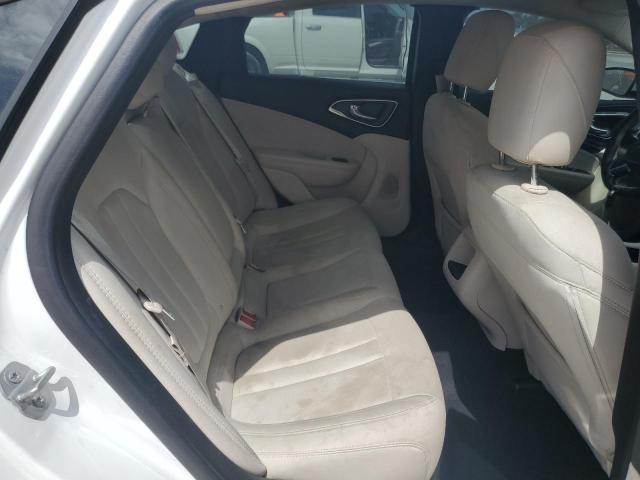 Photo 10 from auction – 2015 CHRYSLER 200 LIMITE with VIN 1C3CCCABXFN559769
