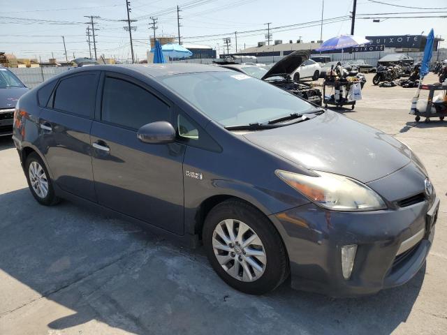 Photo 4 from auction – 2014 TOYOTA PRIUS PLUG with VIN JTDKN3DP5E3061823