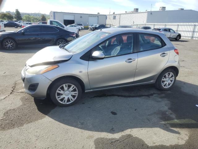 MAZDA MAZDA2 2011 with VIN JM1DE1HZ0B0109881 - Photo from auction