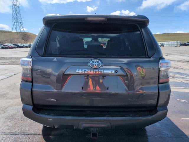 Photo 6 from auction – 2018 TOYOTA 4RUNNER SR with VIN JTEBU5JR9J5582980