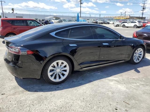 Photo 3 from auction – 2018 TESLA MODEL S with VIN 5YJSA1E20JF297179