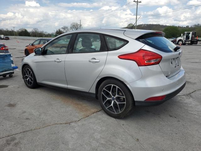 Снимка 2 от търг – 2017 FORD FOCUS SEL с VIN 1FADP3M26HL281585