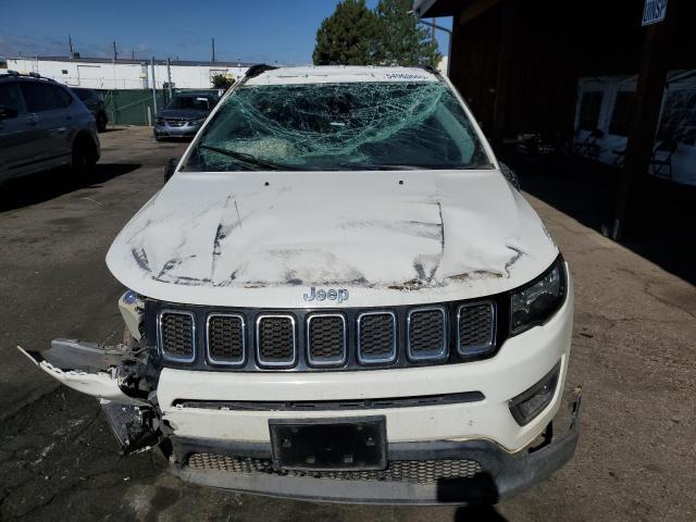 Photo 5 from auction – 2017 JEEP COMPASS LATITUDE with VIN 3C4NJDBB4HT675115