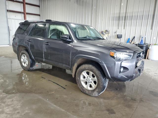 Photo 4 from auction – 2020 TOYOTA 4RUNNER SR with VIN JTEBU5JRXL5741640