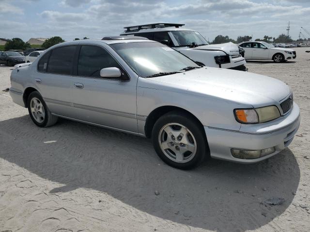 Photo 4 from auction – 1999 INFINITI I30 with VIN JNKCA21A8XT752887
