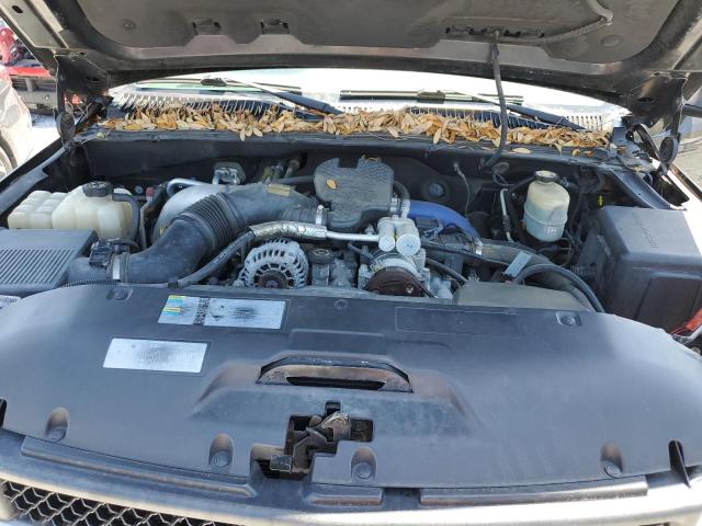 Фото 11 с аукциона – 2002 CHEVROLET SILVERADO с VIN 1GCHK29172E146390