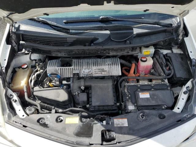 Photo 11 from auction – 2015 TOYOTA PRIUS V with VIN JTDZN3EU5FJ017563