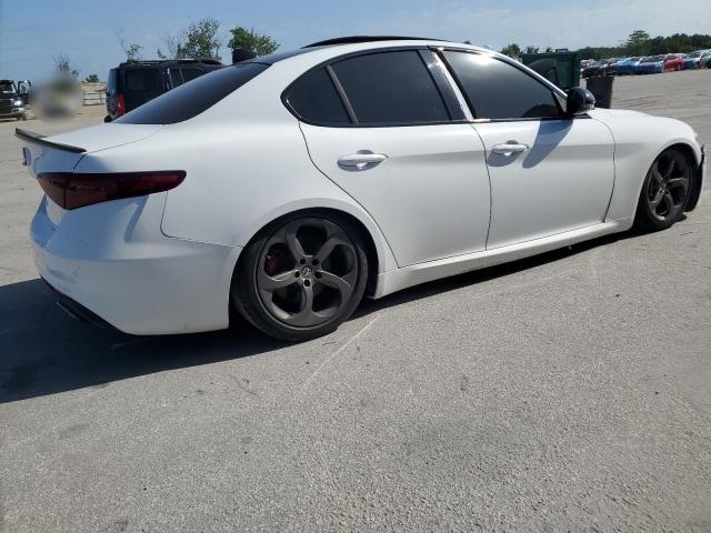 Photo 3 from auction – 2017 ALFA ROMEO GIULIA TI with VIN ZARFAECN9H7561897