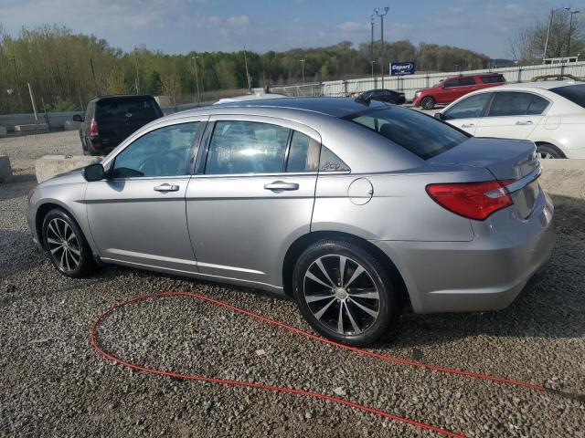 Photo 2 from auction – 2013 CHRYSLER 200 TOURIN with VIN 1C3CCBBG7DN723383