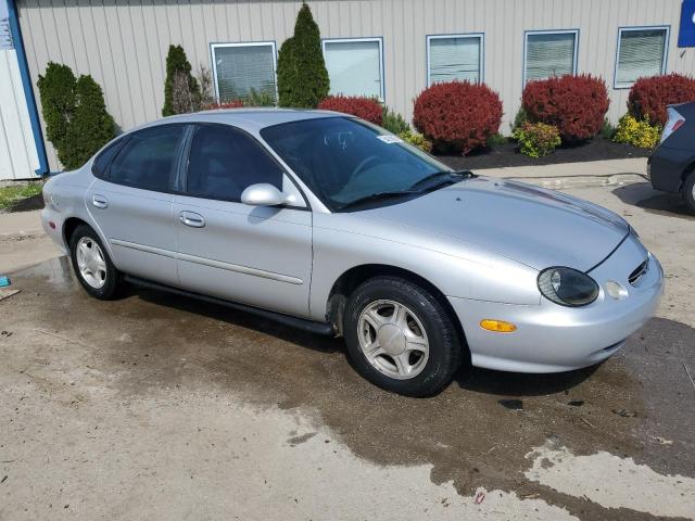 Photo 4 from auction – 1999 FORD TAURUS SE with VIN 1FAFP53U9XA268962