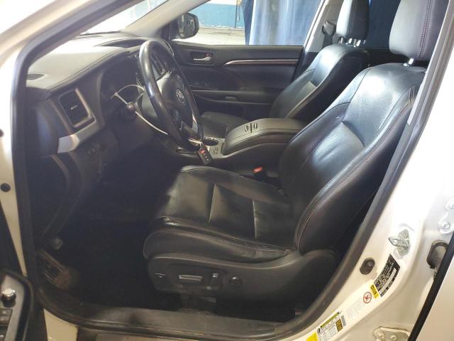 Photo 7 from auction – 2015 TOYOTA HIGHLANDER with VIN 5TDDKRFH5FS118273