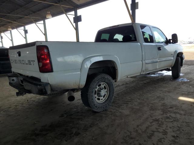 Снимка 3 от търг – 2004 CHEVROLET SILVERADO с VIN 1GCHC29284E238861