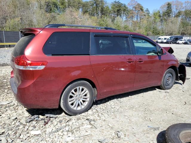 Photo 3 from auction – 2013 TOYOTA SIENNA XLE with VIN 5TDYK3DC2DS384336