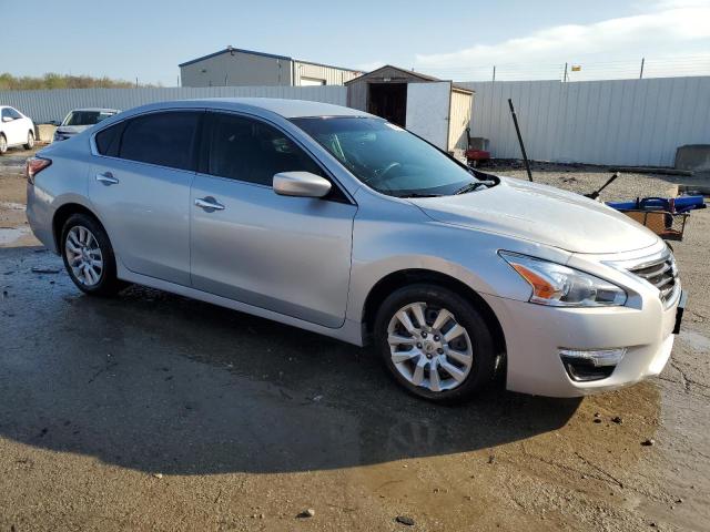 Photo 4 from auction – 2015 NISSAN ALTIMA 2.5 with VIN 1N4AL3AP9FN322467