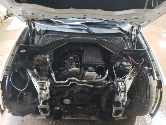 Photo 11 from auction – 2015 BMW X5 XDRIVE3 with VIN 5UXKR0C52F0P04875