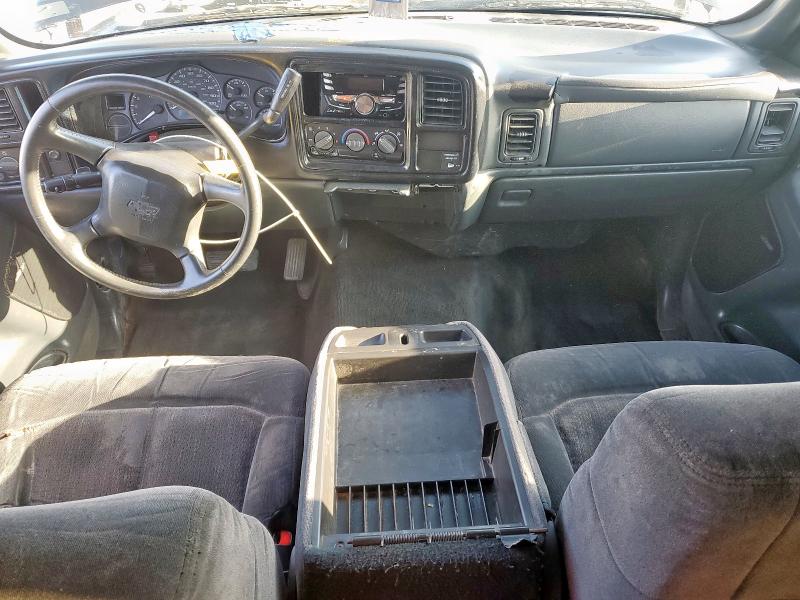 Photo 8 from auction – 2000 CHEVROLET SILVERADO with VIN 2GCEC19V1Y1386428