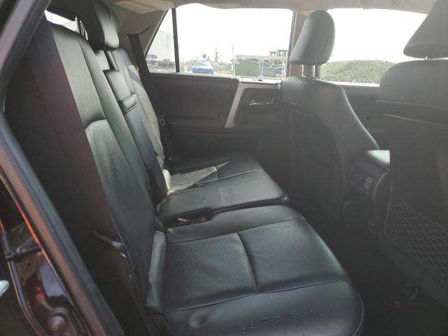 Photo 11 from auction – 2018 TOYOTA 4RUNNER SR with VIN JTEBU5JR7J5540002