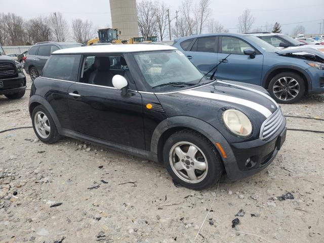 Photo 4 from auction – 2010 MINI COOPER with VIN WMWMF3C59ATU77936