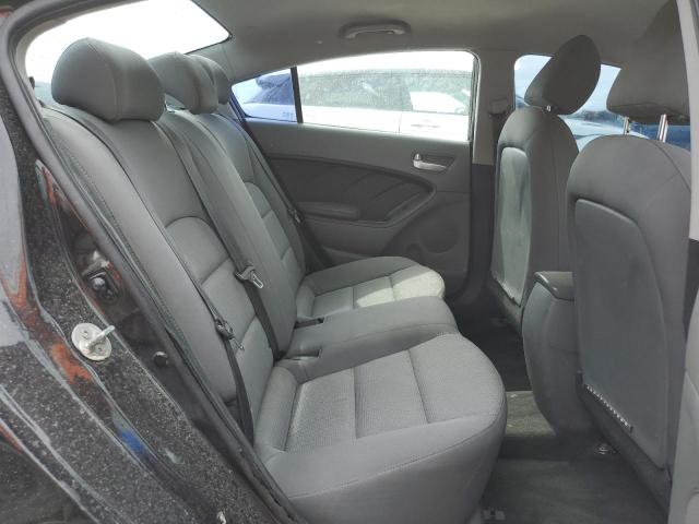 Photo 10 from auction – 2017 KIA FORTE LX with VIN 3KPFK4A71HE040940