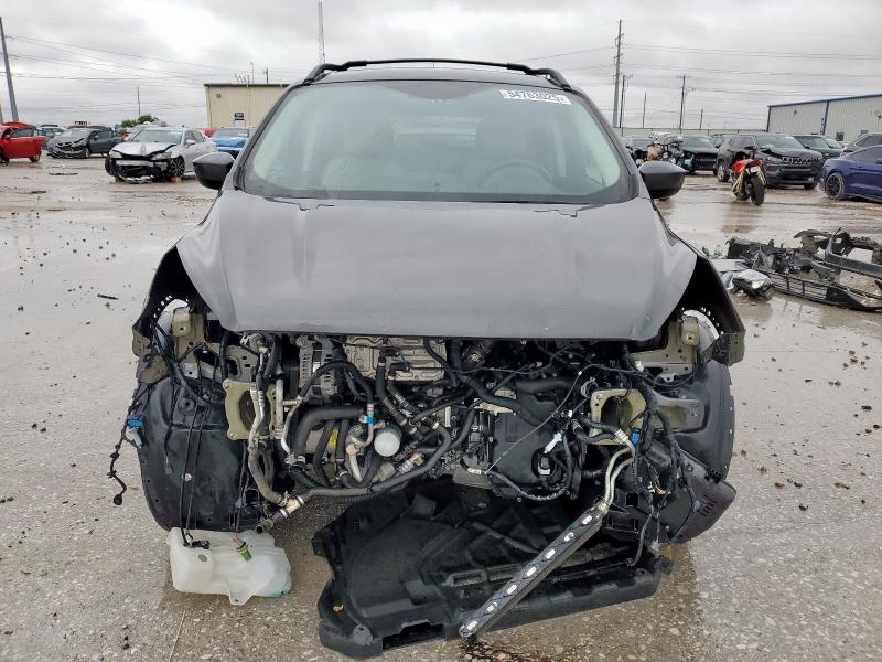 Photo 5 from auction – 2017 FORD ESCAPE SE with VIN 1FMCU0GD1HUB72225