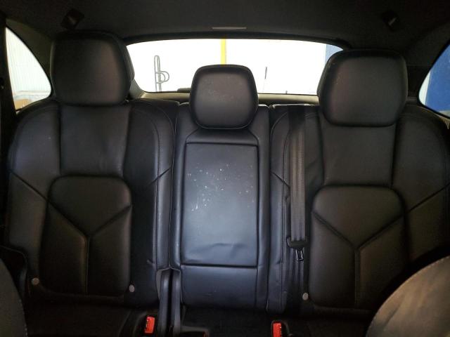 Photo 10 from auction – 2014 PORSCHE CAYENNE with VIN WP1AA2A21ELA00526