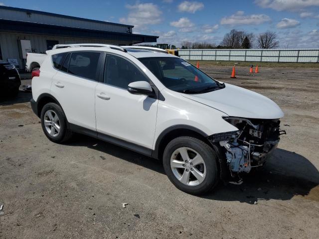 Photo 4 from auction – 2014 TOYOTA RAV4 XLE with VIN JTMWFREV2EJ004957