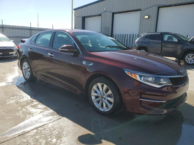 Photo 4 from auction – 2017 KIA OPTIMA LX with VIN 5XXGT4L33HG138550