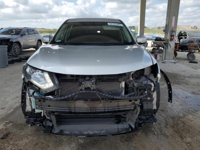 Photo 5 from auction – 2018 NISSAN ROGUE S with VIN 5N1AT2MT0JC770285