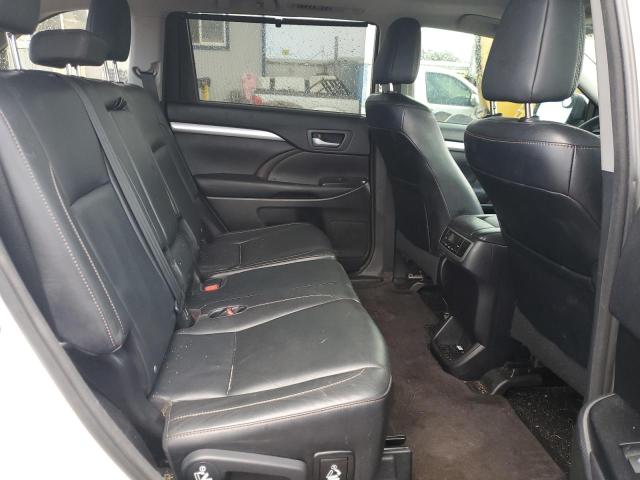 Photo 11 from auction – 2016 TOYOTA HIGHLANDER with VIN 5TDKKRFH5GS136491
