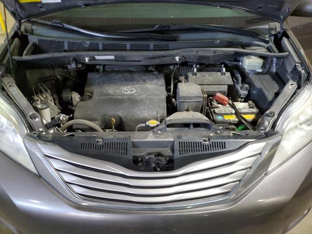 Photo 12 from auction – 2015 TOYOTA SIENNA XLE with VIN 5TDDK3DC0FS120100