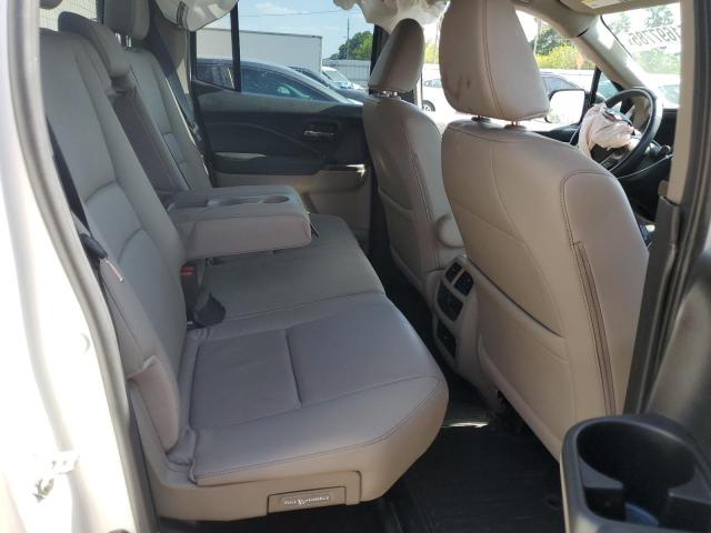 Photo 10 from auction – 2017 HONDA RIDGELINE with VIN 5FPYK2F58HB005639
