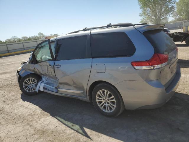 Photo 2 from auction – 2013 TOYOTA SIENNA XLE with VIN 5TDYK3DC3DS318202