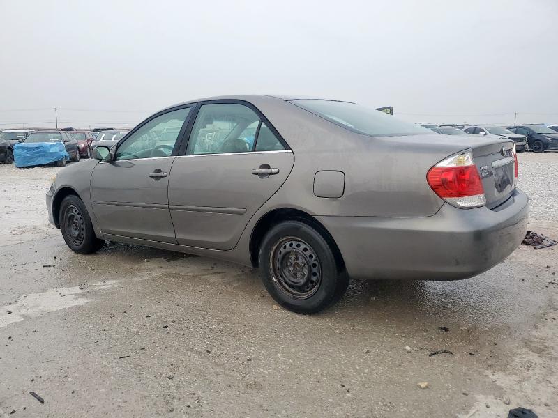 Zdjęcie 2 z aukcji – 2006 TOYOTA CAMRY LE z VIN 4T1BE30K36U723402