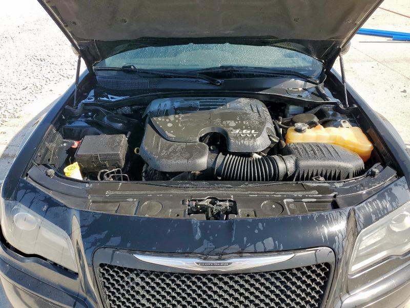 Photo 11 from auction – 2013 CHRYSLER 300 S with VIN 2C3CCABG1DH519164