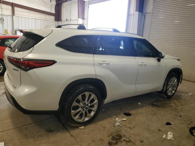 Photo 3 from auction – 2023 TOYOTA HIGHLANDER with VIN 5TDYARAH0PS521610