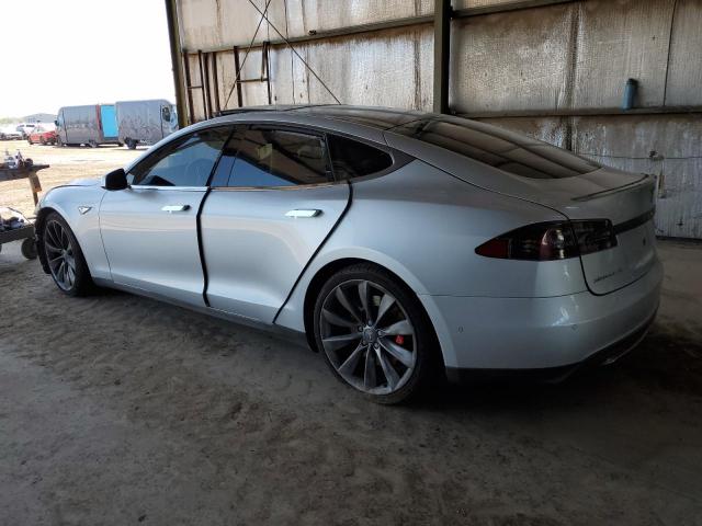 Снимка 2 от търг – 2015 TESLA MODEL S 85 с VIN 5YJSA1H20FFP69402