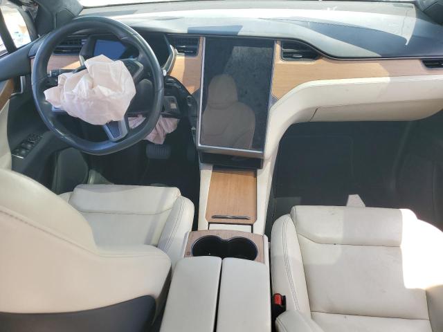 Photo 8 from auction – 2020 TESLA MODEL X with VIN 5YJXCAE26LF271849