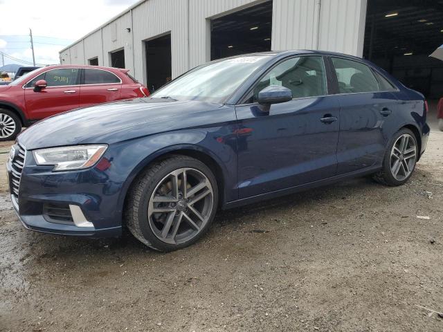 AUDI A3 PREMIUM 2017 مع رقم تعريف المركبة WAUB8GFF0H1031578 - صورة من المزاد